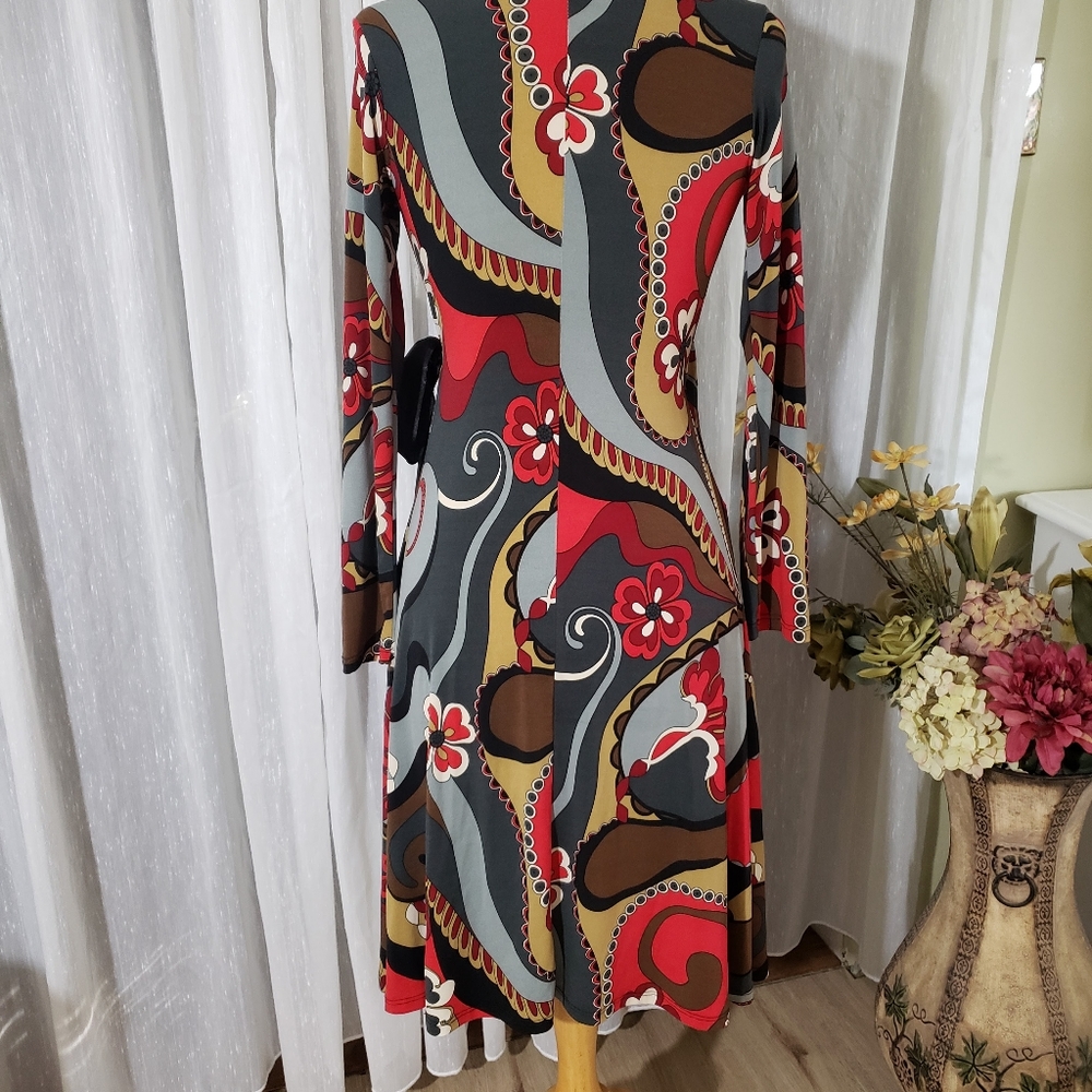 Wrap Midi Dress in Multi-Color Abstract Print - Picture 6 of 6